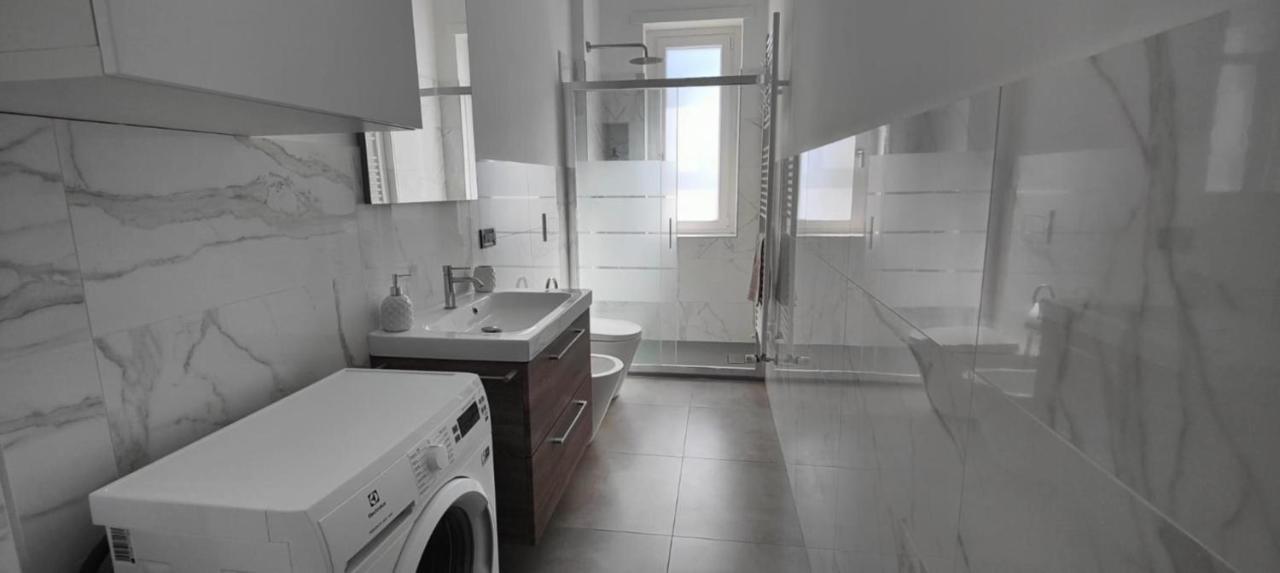 Apartamento A Casa Da Joy Turín Exterior foto